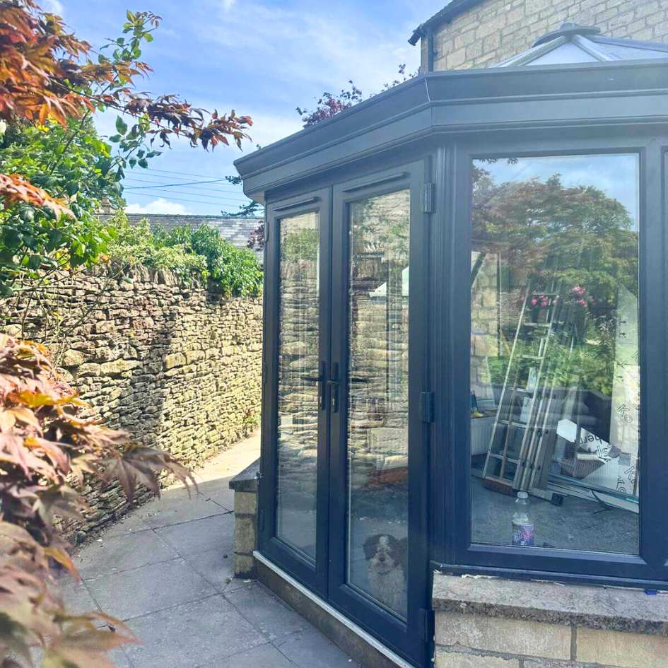 Aluminium frame conservatory 